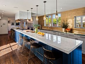 211 S Muirfield Road, Los Angeles CA 90004