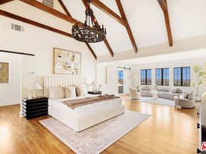 4818 Bonvue Avenue, Los Angeles CA 90027