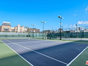 2220 Avenue Of The Stars 2203, Los Angeles CA 90067