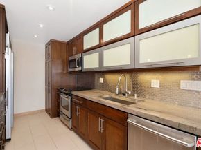 2220 Avenue Of The Stars 2203, Los Angeles CA 90067