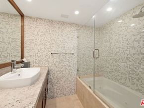 2220 Avenue Of The Stars 2203, Los Angeles CA 90067