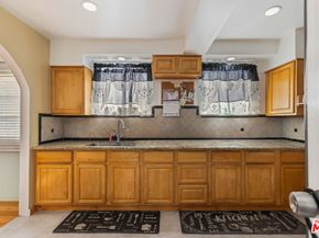 4115 Edgehill Drive, Los Angeles CA 90008