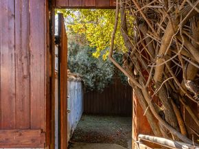4115 Edgehill Drive, Los Angeles CA 90008