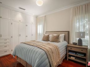 3457 Maplewood Avenue, Los Angeles CA 90066