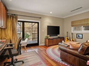 3457 Maplewood Avenue, Los Angeles CA 90066