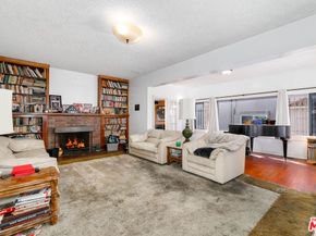 2136 S Victoria Avenue, Los Angeles CA 90016