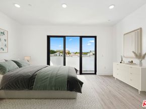 137 N Doheny Drive, West Hollywood CA 90048