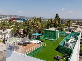 137 N Doheny Drive, West Hollywood CA 90048