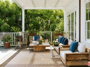 6825 Zumirez Drive, Malibu CA 90265