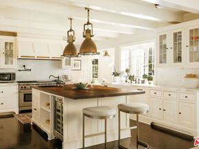 6825 Zumirez Drive, Malibu CA 90265