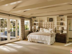 6825 Zumirez Drive, Malibu CA 90265