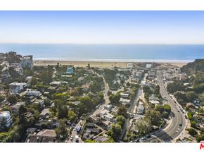 257 Entrada Drive, Santa Monica CA 90402