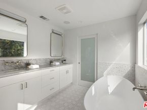 257 Entrada Drive, Santa Monica CA 90402