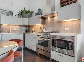 751 N Fairfax Avenue 4, Los Angeles CA 90046