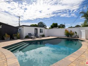 19432 Hartland Street, Reseda CA 91335