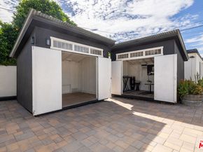 19432 Hartland Street, Reseda CA 91335
