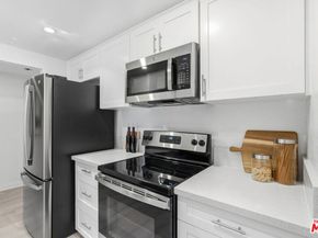 600 W 9th Street 513, Los Angeles CA 90015