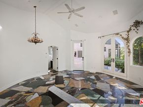 4213 Glenmuir Avenue, Los Angeles CA 90065