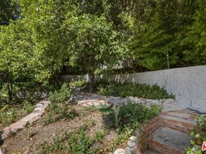4213 Glenmuir Avenue, Los Angeles CA 90065