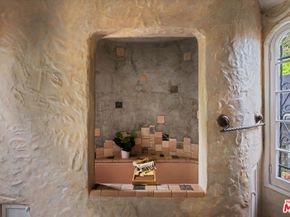 4213 Glenmuir Avenue, Los Angeles CA 90065