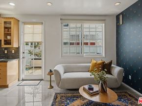 1037 16th Street 10, Santa Monica CA 90403