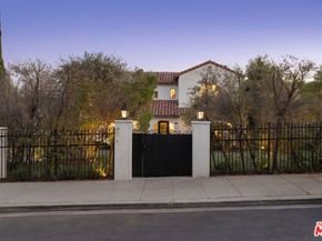 4426 Cromwell Avenue, Los Angeles CA 90027