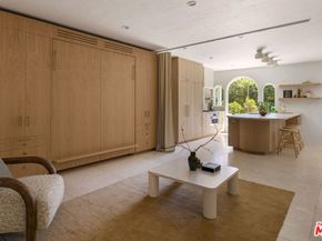 4426 Cromwell Avenue, Los Angeles CA 90027