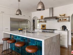 4426 Cromwell Avenue, Los Angeles CA 90027