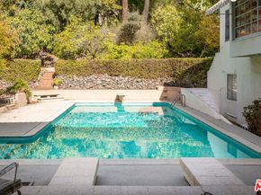 5231 Franklin Avenue, Los Angeles CA 90027