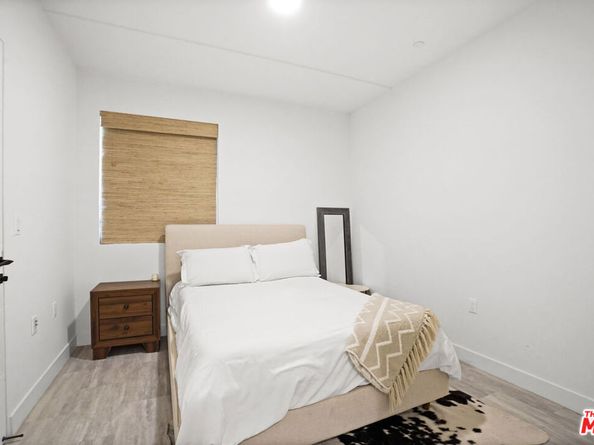 6716 N Royce Lane, Van Nuys CA 91411