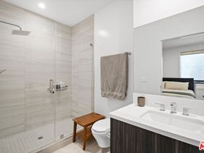 6716 N Royce Lane, Van Nuys CA 91411