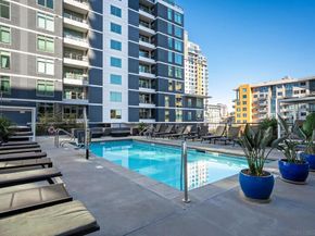 425 W Beech St 327, San Diego CA 92101