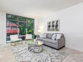 425 W Beech St 327, San Diego CA 92101