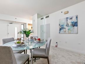 425 W Beech St 327, San Diego CA 92101