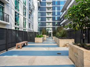 425 W Beech St 327, San Diego CA 92101