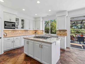 3255 Rancho Companero, Carlsbad CA 92009