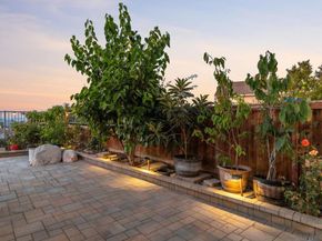 11070 Roxboro, San Diego CA 92131