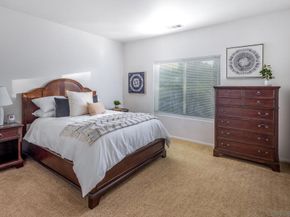 6823 Corintia St, Carlsbad CA 92009