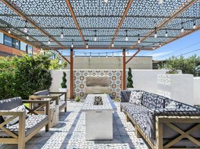 1664 Guizot St, San Diego CA 92107