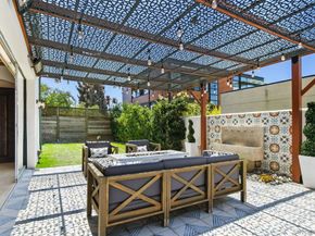 1664 Guizot St, San Diego CA 92107