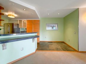 11285 Affinity Ct 124, San Diego CA 92131