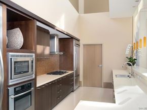 700 W E Street 1001, San Diego CA 92101
