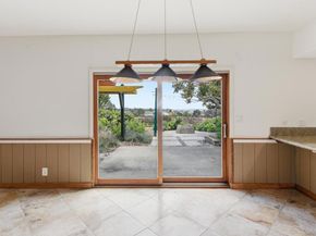 77 Cameo Rd, Carlsbad CA 92008