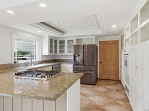 77 Cameo Rd, Carlsbad CA 92008