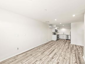 1245 Van Nuys St, San Diego CA 92109