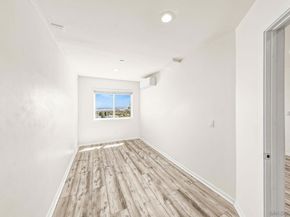 1245 Van Nuys St, San Diego CA 92109