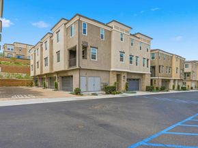 1232 Sunrise View 105, San Marcos CA 92078