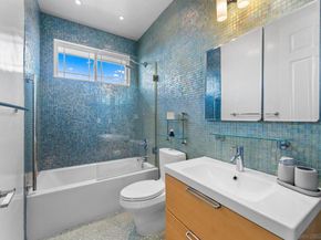 1550 Morenci St, San Diego CA 92110