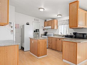 9156 Winter Gardens Blvd, Lakeside CA 92040