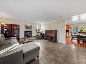 7212 Florey St, San Diego CA 92122